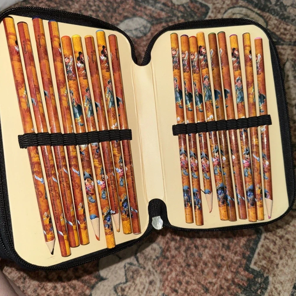 Mickey Mouse Pirates of the Caribbean Disney‎ Parks Pencil Case
